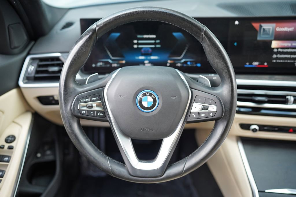 Used 2023 BMW 330e w/ Driving Assistance Package image 28