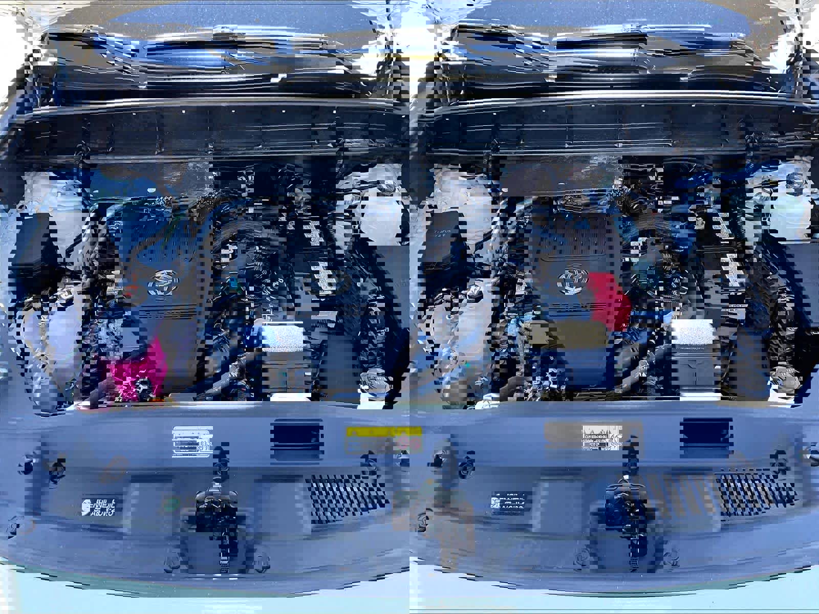 Used 2023 Toyota Highlander XLE image 24