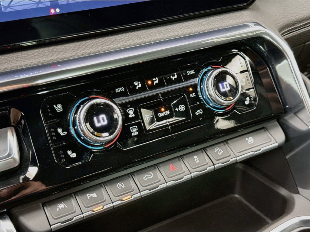 Used 2023 GMC Sierra 1500 Denali AWD/4WD image 16