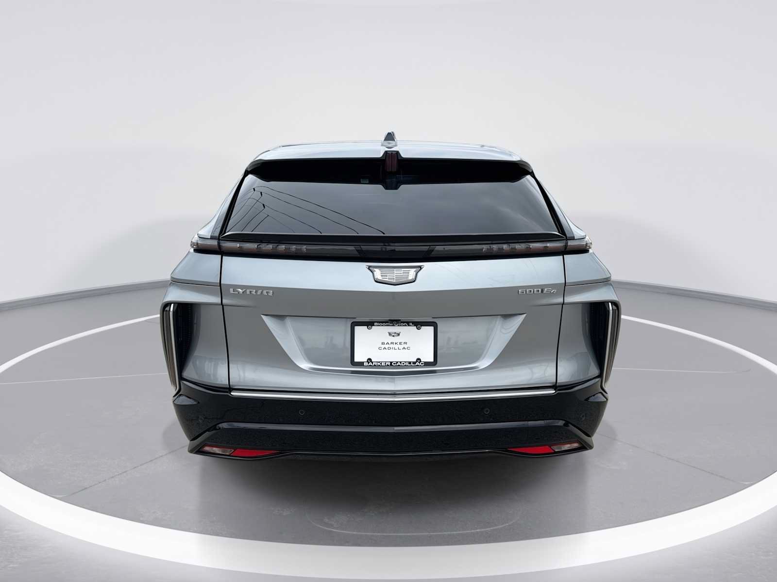 Certified 2024 Cadillac Lyriq Luxury AWD/4WD image 8