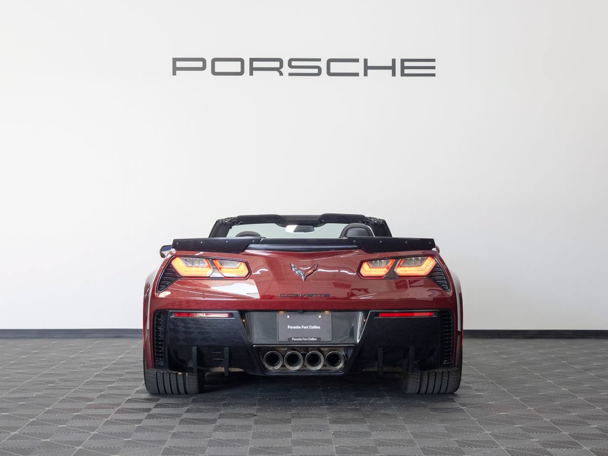 Used 2016 Chevrolet Corvette Z06 w/ 3LZ Preferred Equipment Group RWD image 6