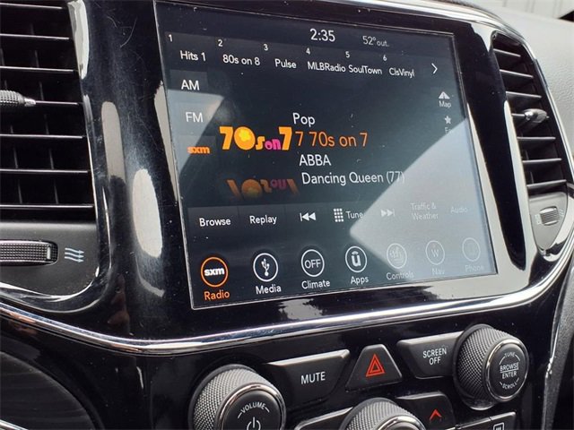 Used 2019 Jeep Grand Cherokee Limited image 14