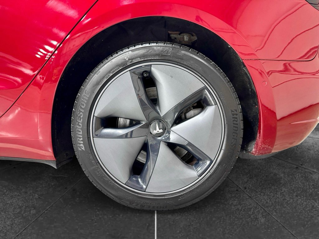 Used 2020 Tesla Model 3 Long Range image 31