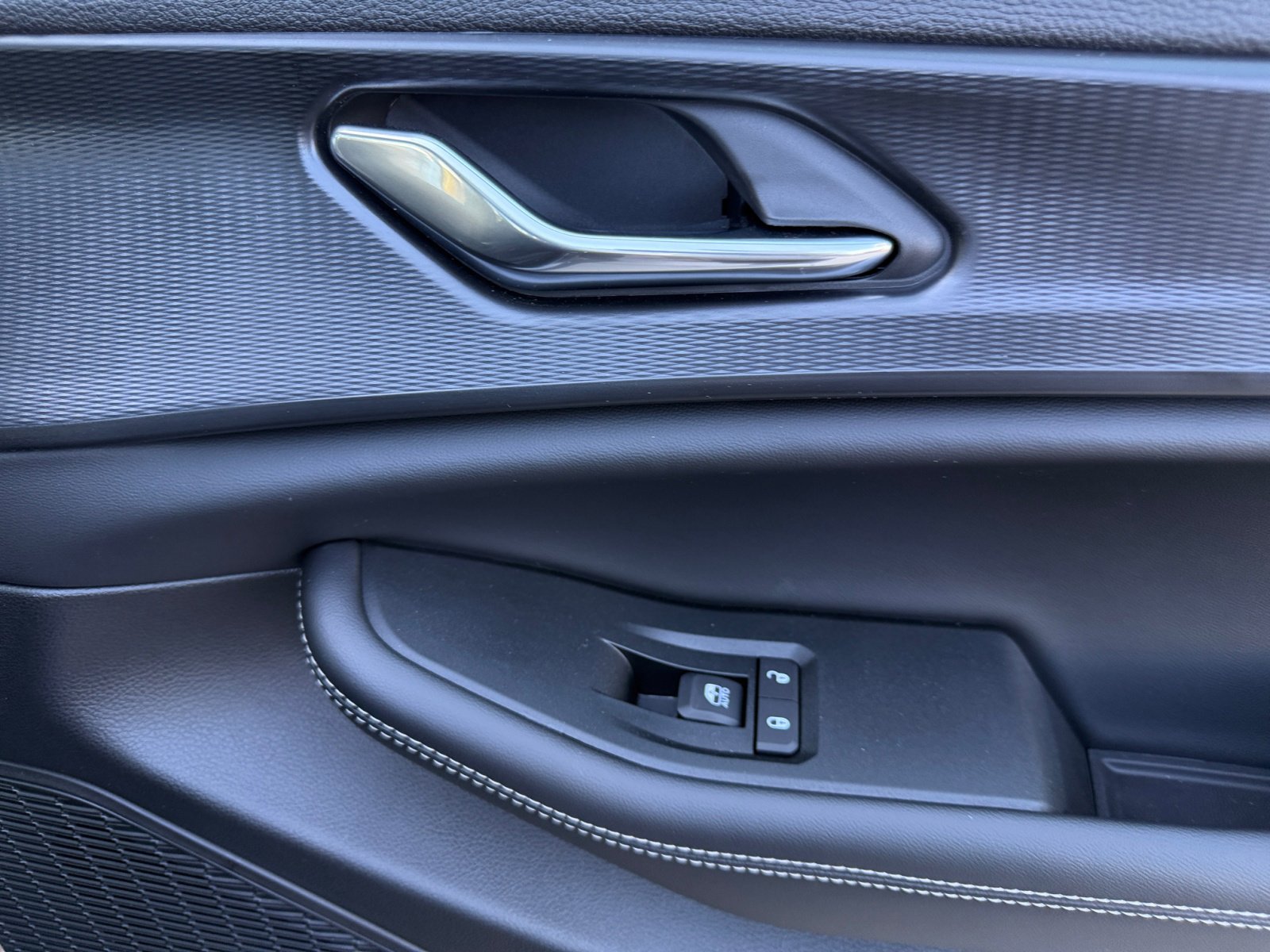 New 2025 Jeep Grand Cherokee Laredo X w/ Luxury Tech Group I image 28