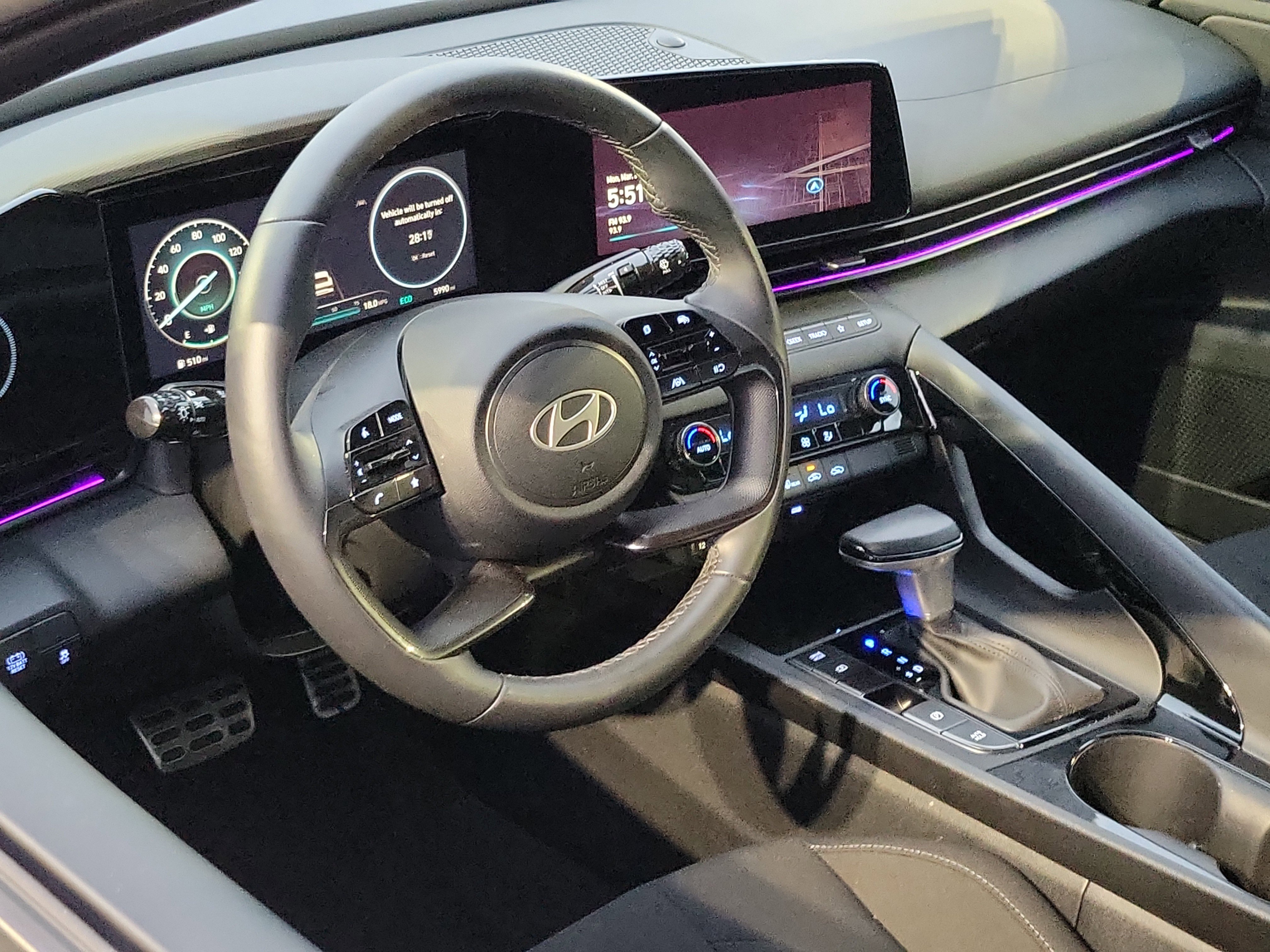 Certified 2025 Hyundai Elantra SEL image 7