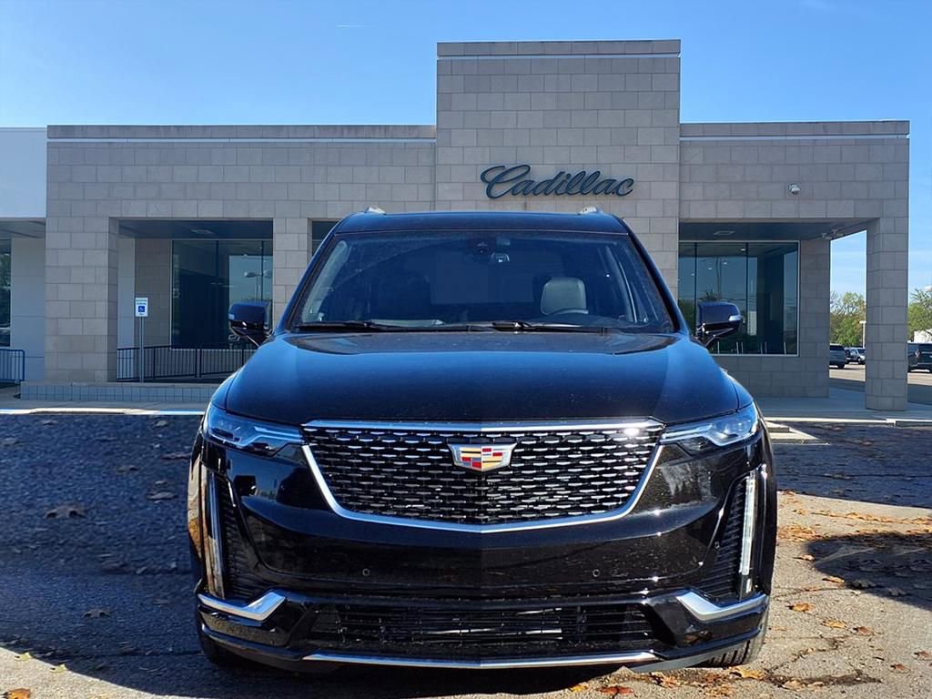 New 2025 Cadillac XT6 Premium Luxury w/ LPO, Floor Liner Package video 2