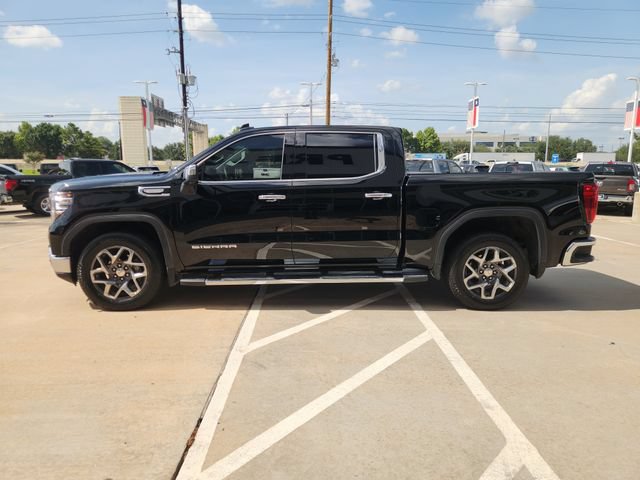 Used 2025 GMC Sierra 1500 SLT RWD image 4