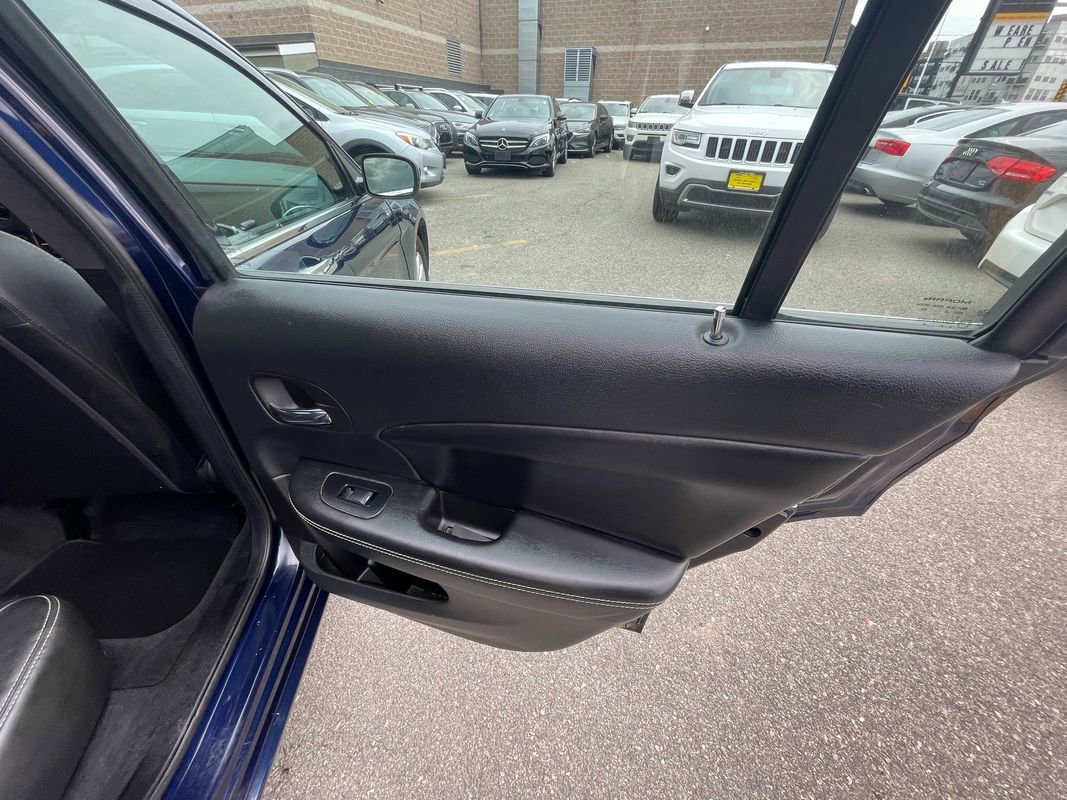 Used 2014 Chrysler 200 Limited image 19