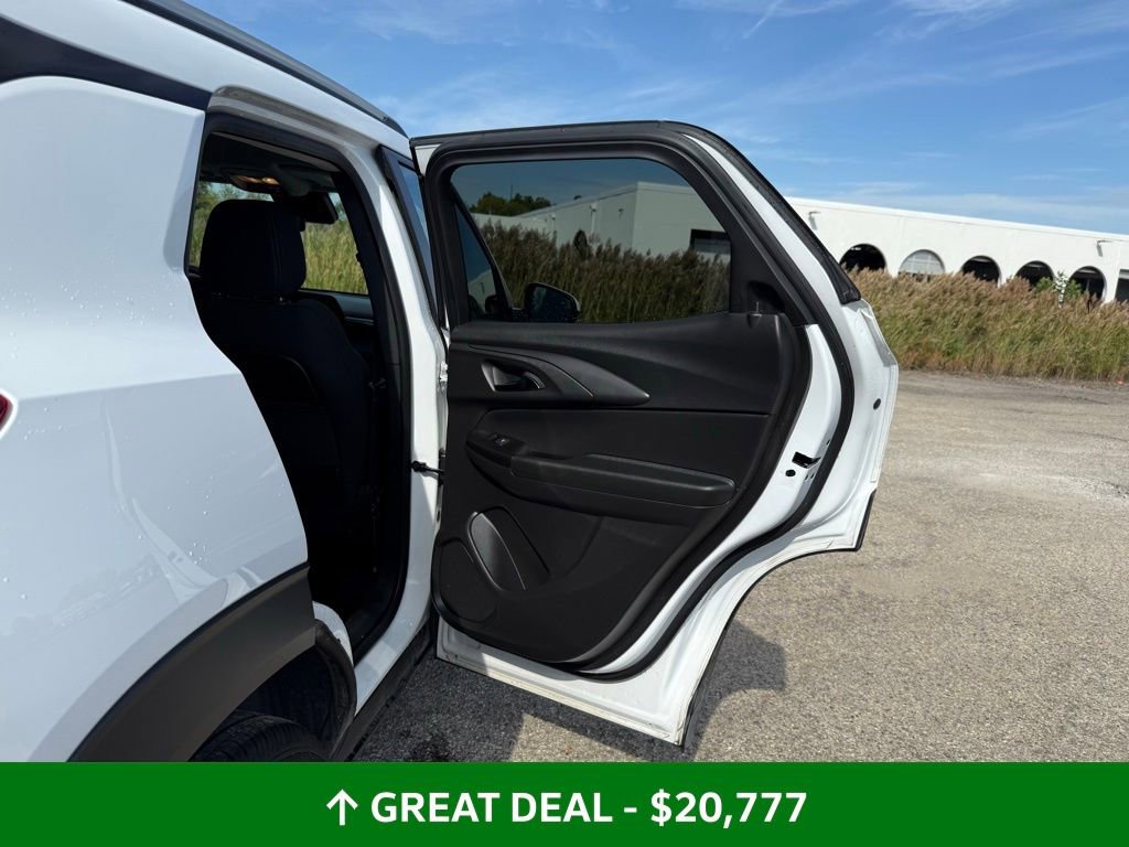 Used 2024 Chevrolet TrailBlazer LT w/ Driver Confidence Package image 26