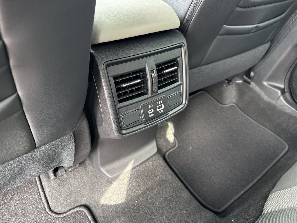 New 2026 Subaru Forester Premium AWD/4WD image 30