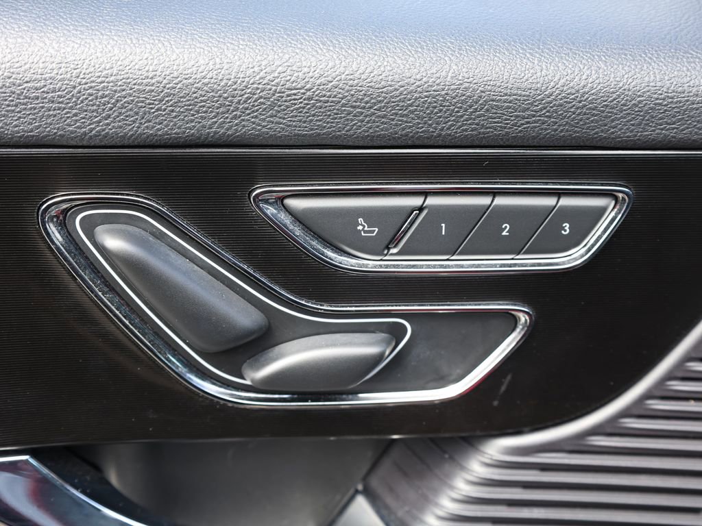 Used 2022 Lincoln Corsair FWD image 13