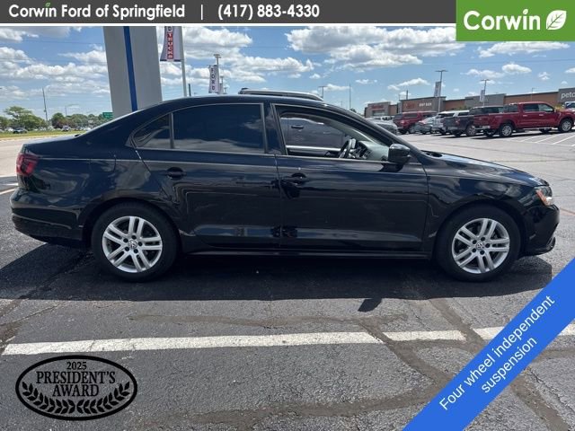 Used 2018 Volkswagen Jetta S FWD image 4