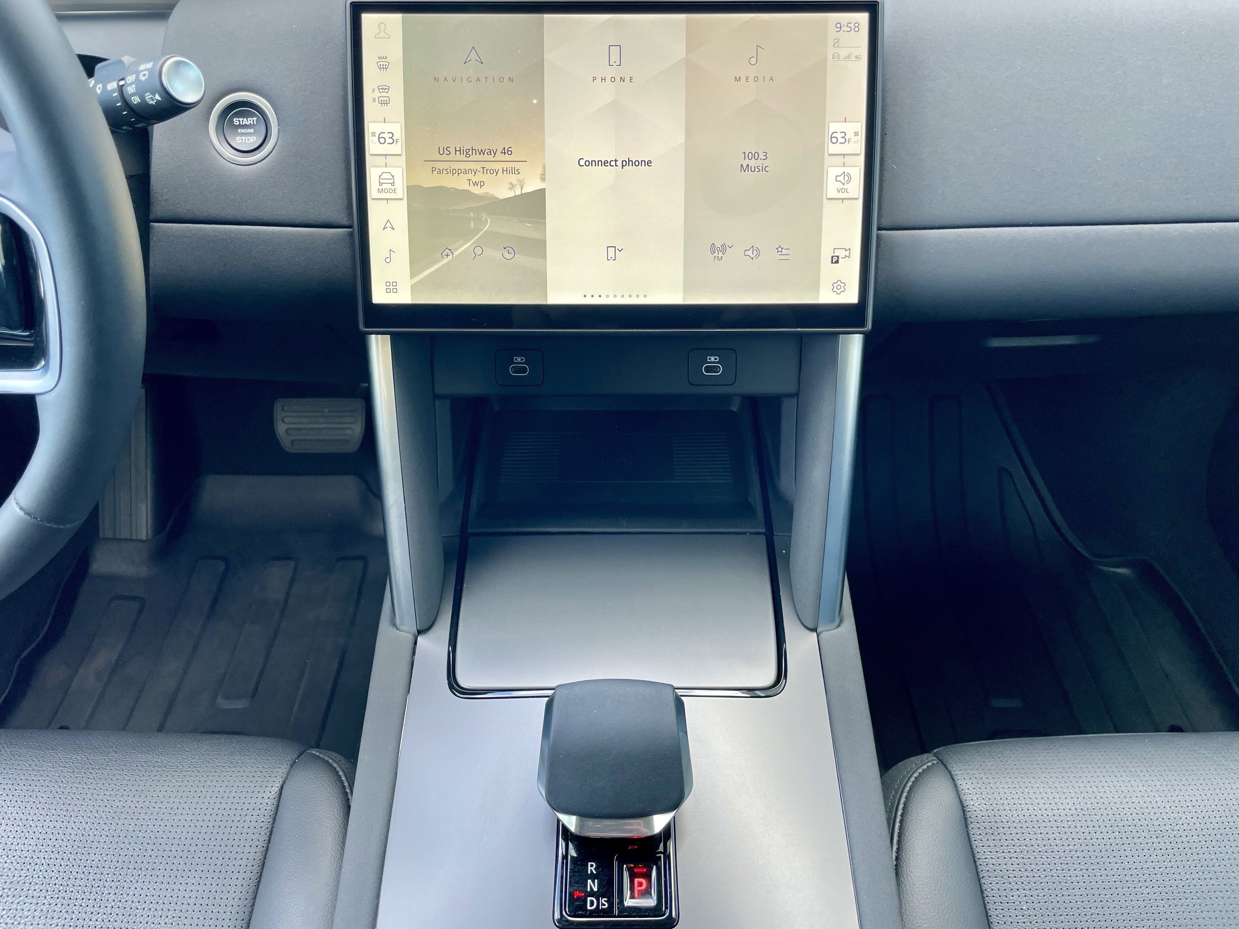 Certified 2024 Land Rover Discovery Sport S image 19