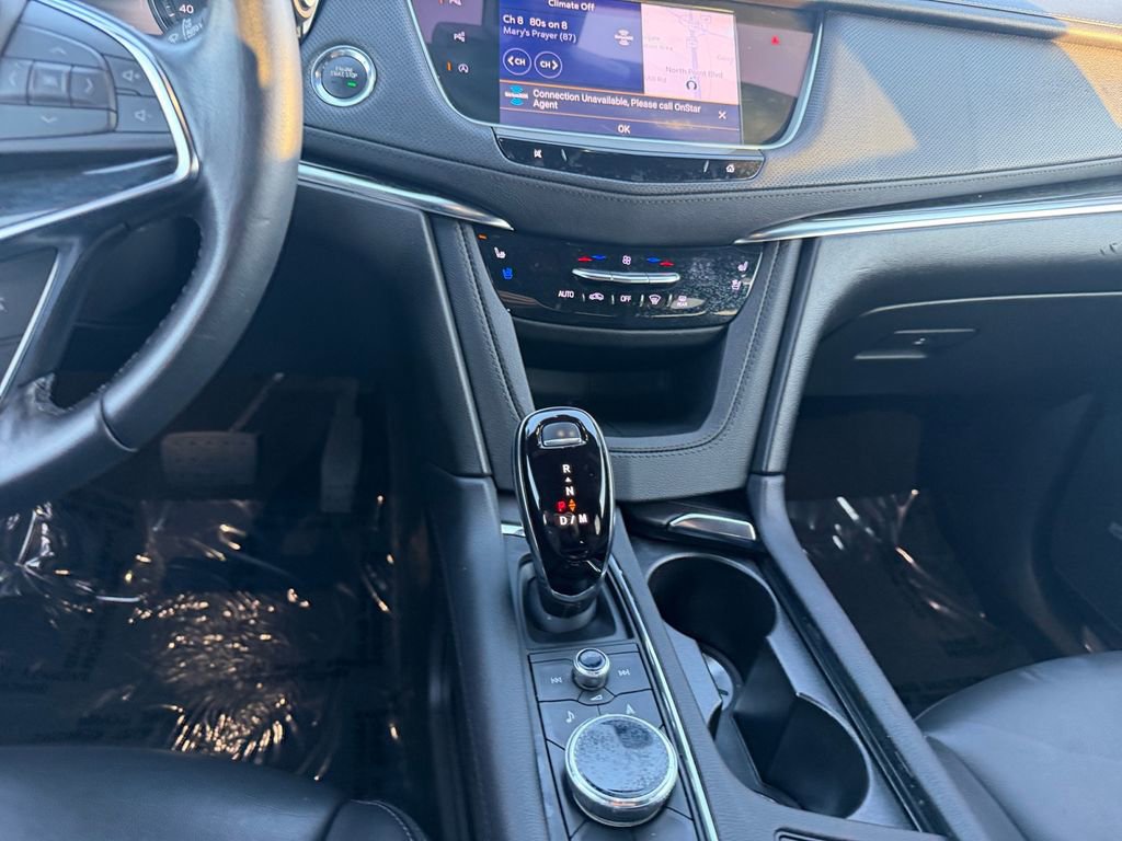 Used 2022 Cadillac XT5 Premium Luxury w/ Technology Package AWD/4WD image 11