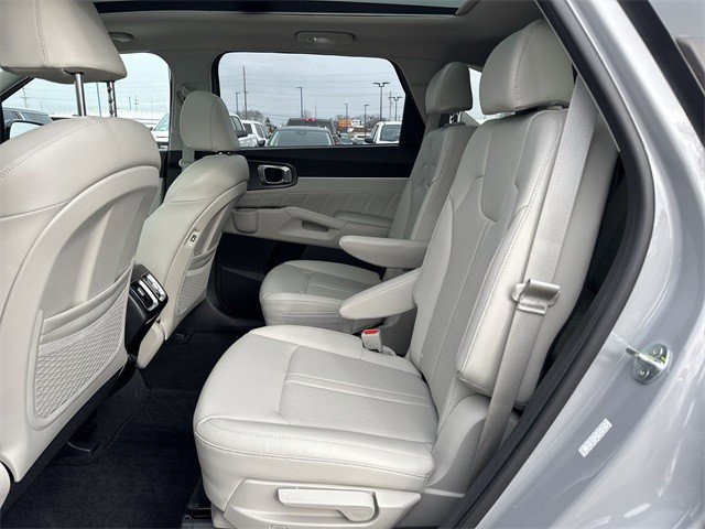 Used 2022 Kia Sorento SX image 29