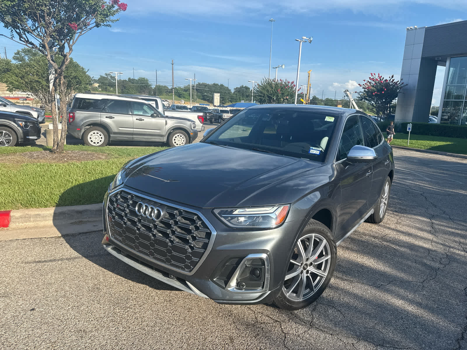 Used 2022 Audi SQ5 Premium Plus AWD/4WD image 3