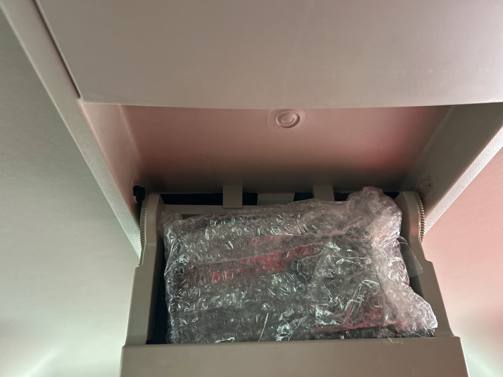 Used 2016 Chrysler Town & Country Touring image 16