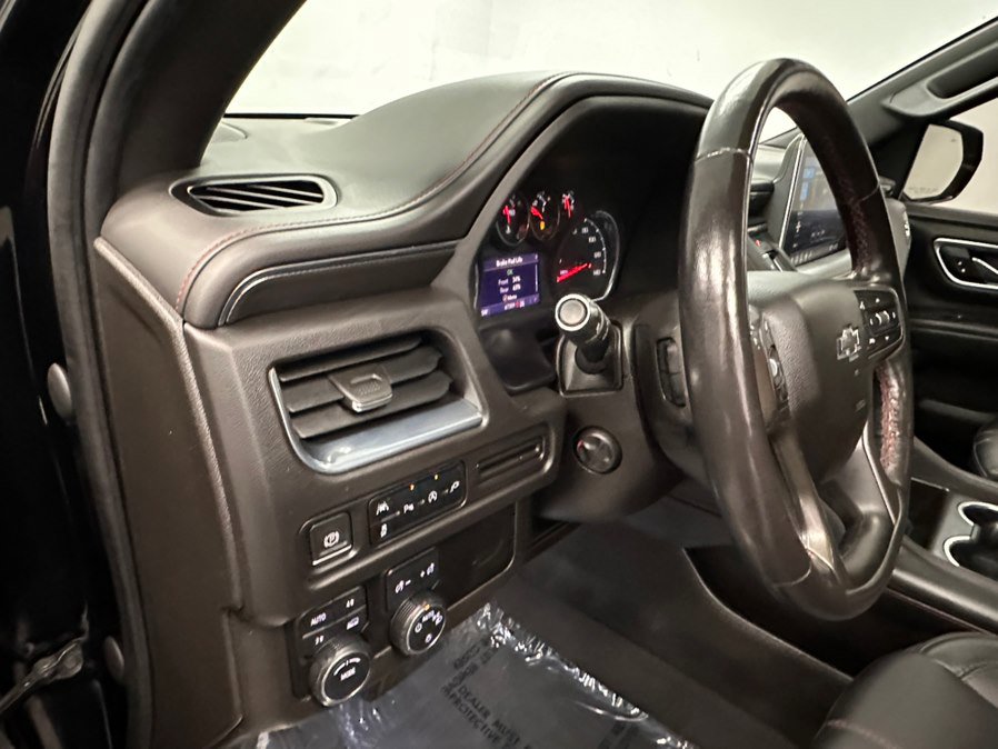 Used 2021 Chevrolet Suburban RST w/ Luxury Package image 34