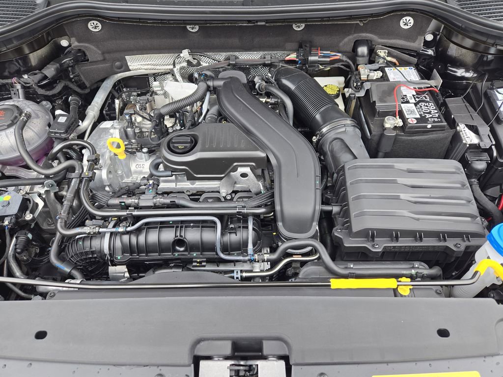 New 2026 Volkswagen Taos SE image 23