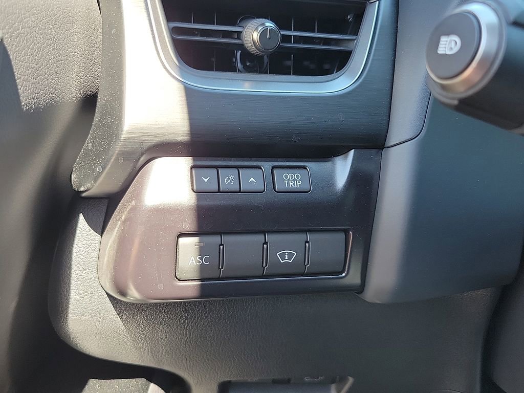 Used 2024 Lexus UX 250h F Sport AWD/4WD image 14