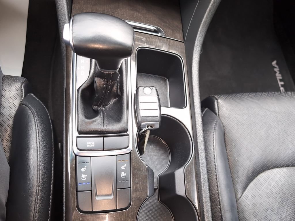 Used 2018 Kia Optima EX w/ Premium Package FWD image 19