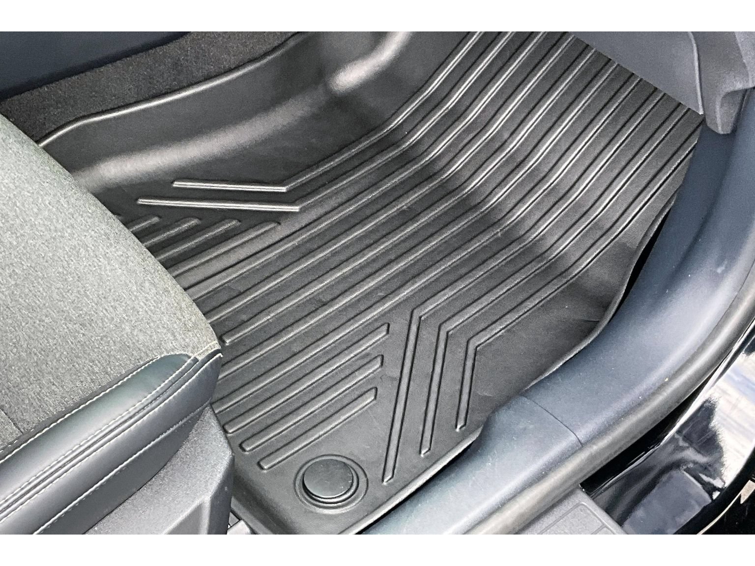 Used 2024 Ford Mustang GT RWD image 41