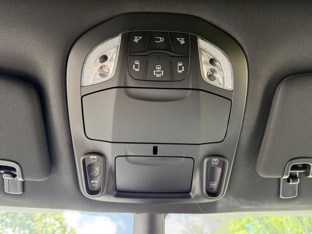 New 2027 Chrysler Pacifica Select FWD image 33