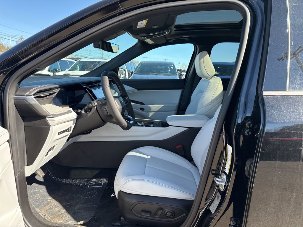 New 2026 Jeep Cherokee Limited image 18