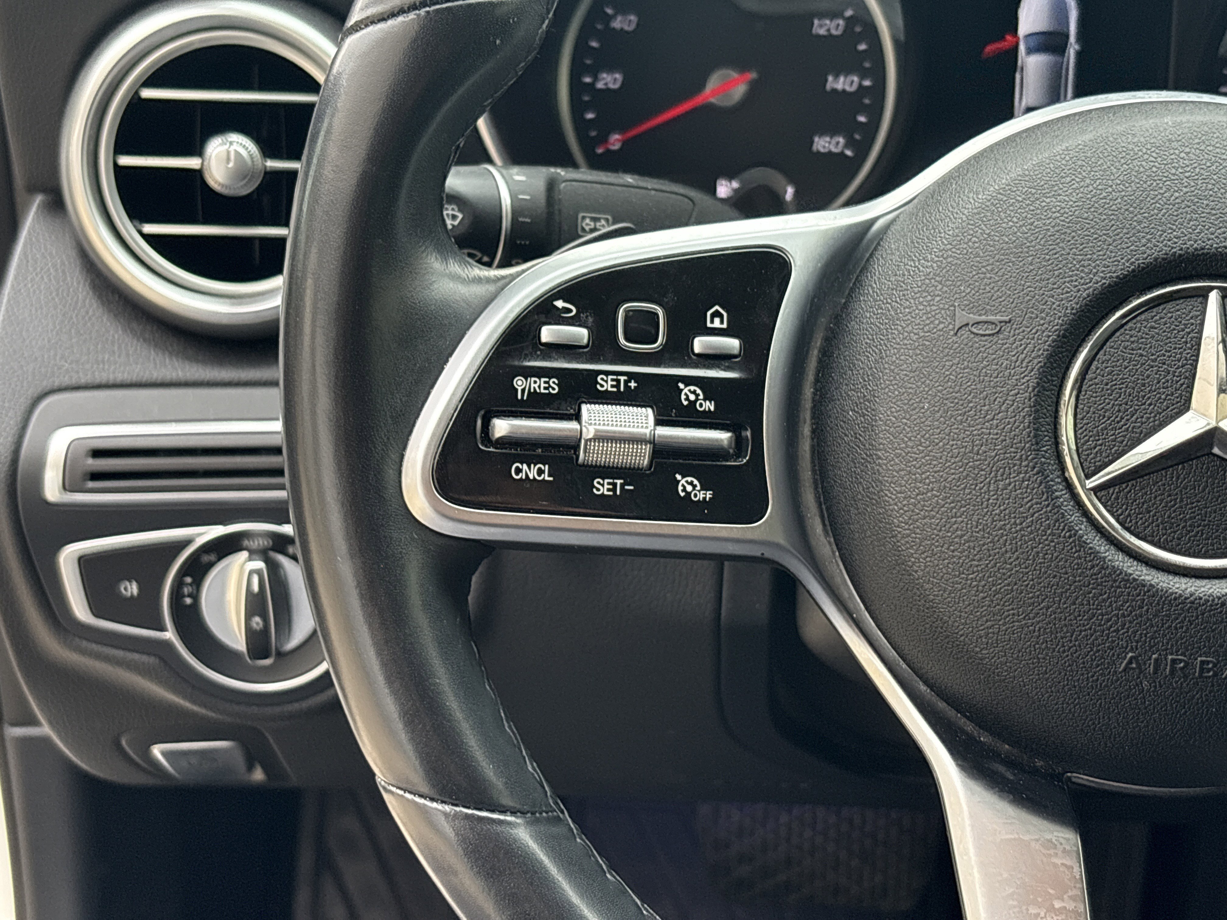 Used 2020 Mercedes-Benz C 300 4MATIC Sedan image 19