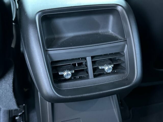 Used 2024 Cadillac Lyriq Luxury RWD image 15