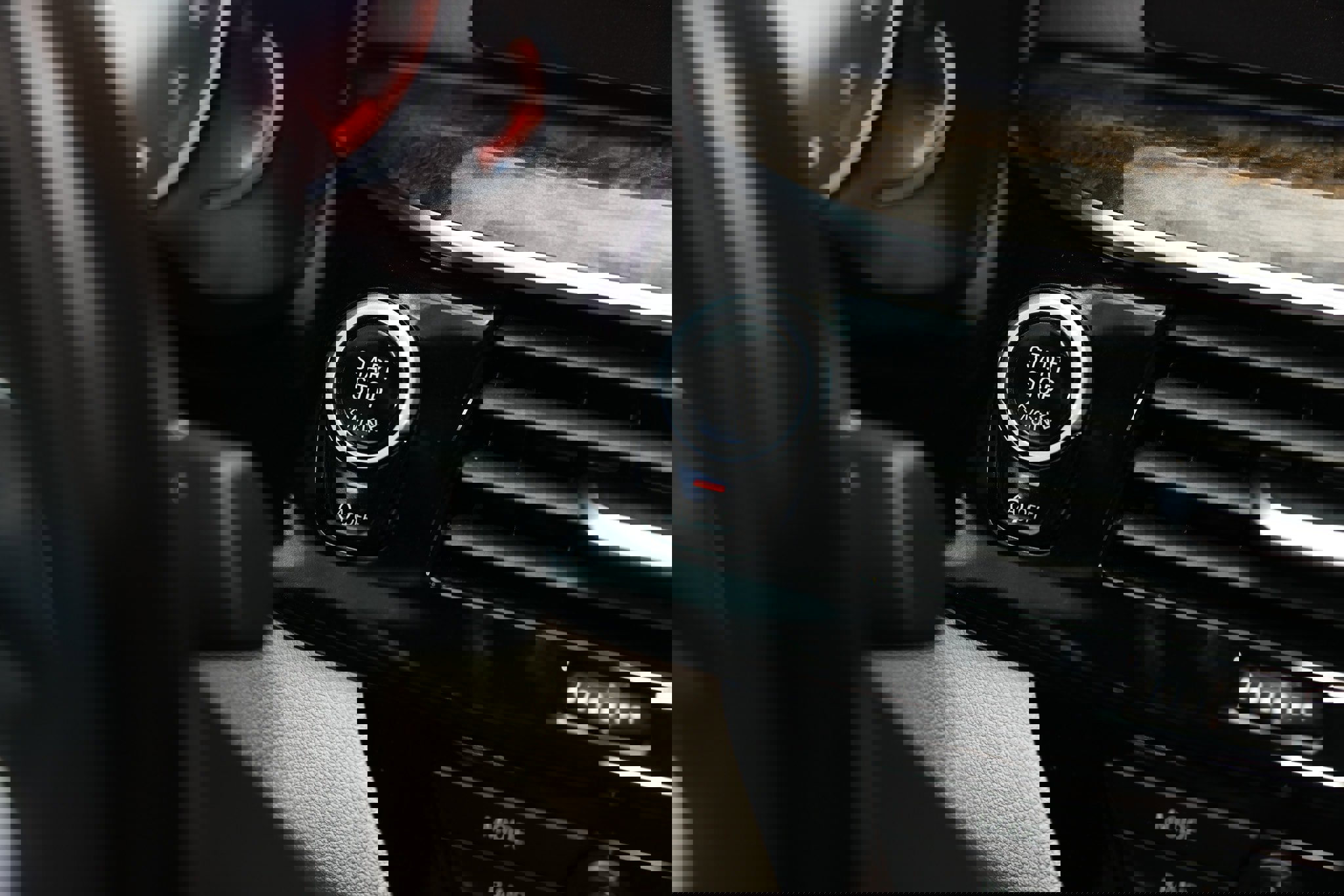 Used 2018 BMW M550i xDrive image 41