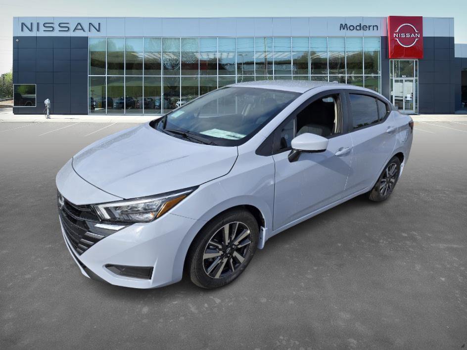 New 2025 Nissan Versa SV w/ Trunk Package