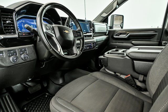 Certified 2024 Chevrolet Silverado 3500 LT w/ Convenience Package image 9