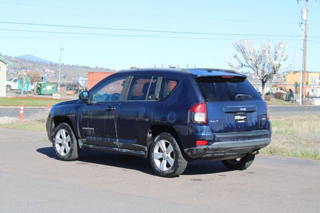 Used 2016 Jeep Compass Latitude image 4