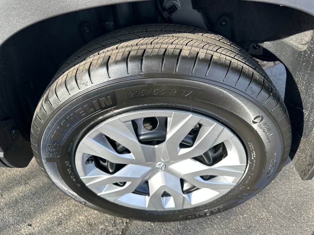 New 2026 Toyota Corolla Cross L image 25