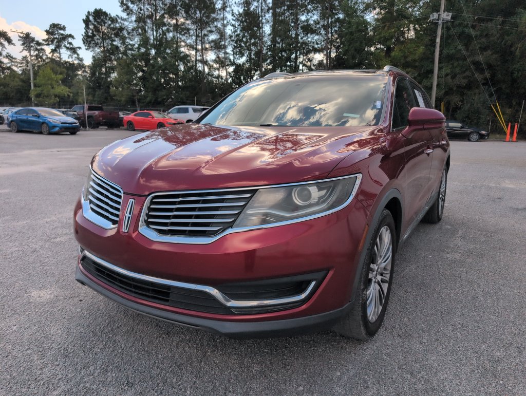 Used 2017 Lincoln MKX Reserve FWD image 3