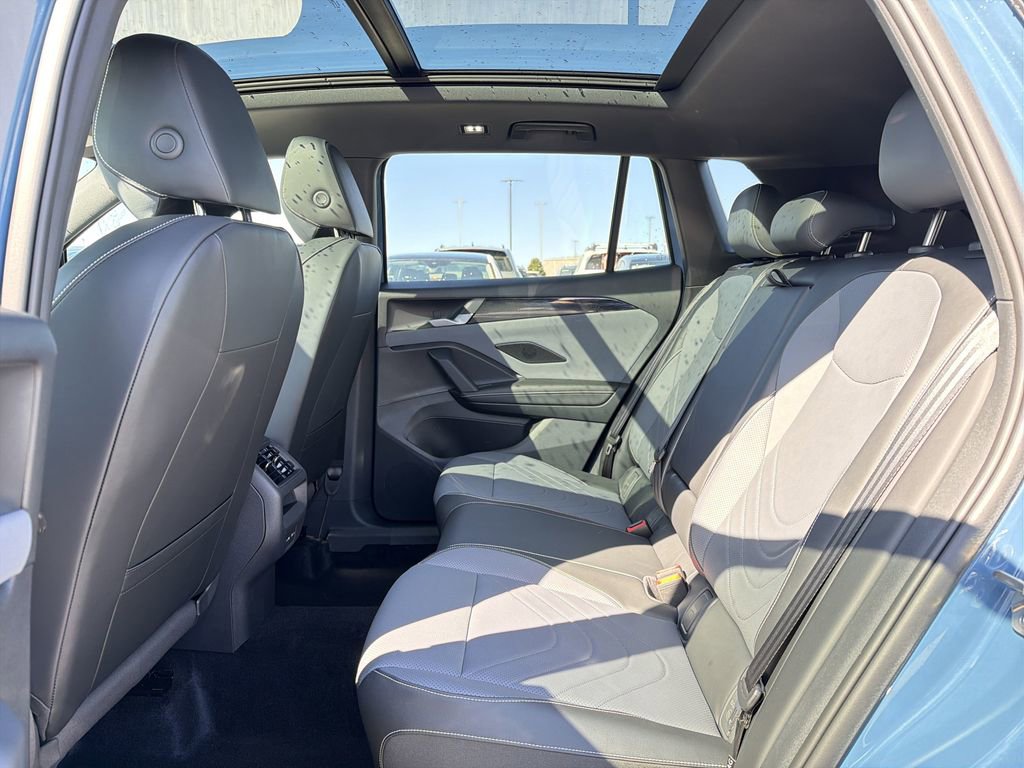 New 2026 Volkswagen Tiguan SE R-Line image 14