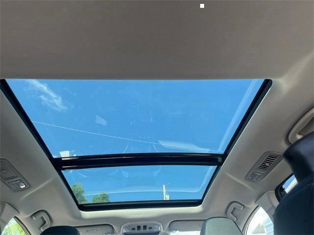 Used 2022 Subaru Ascent Limited w/ Technology Package image 20