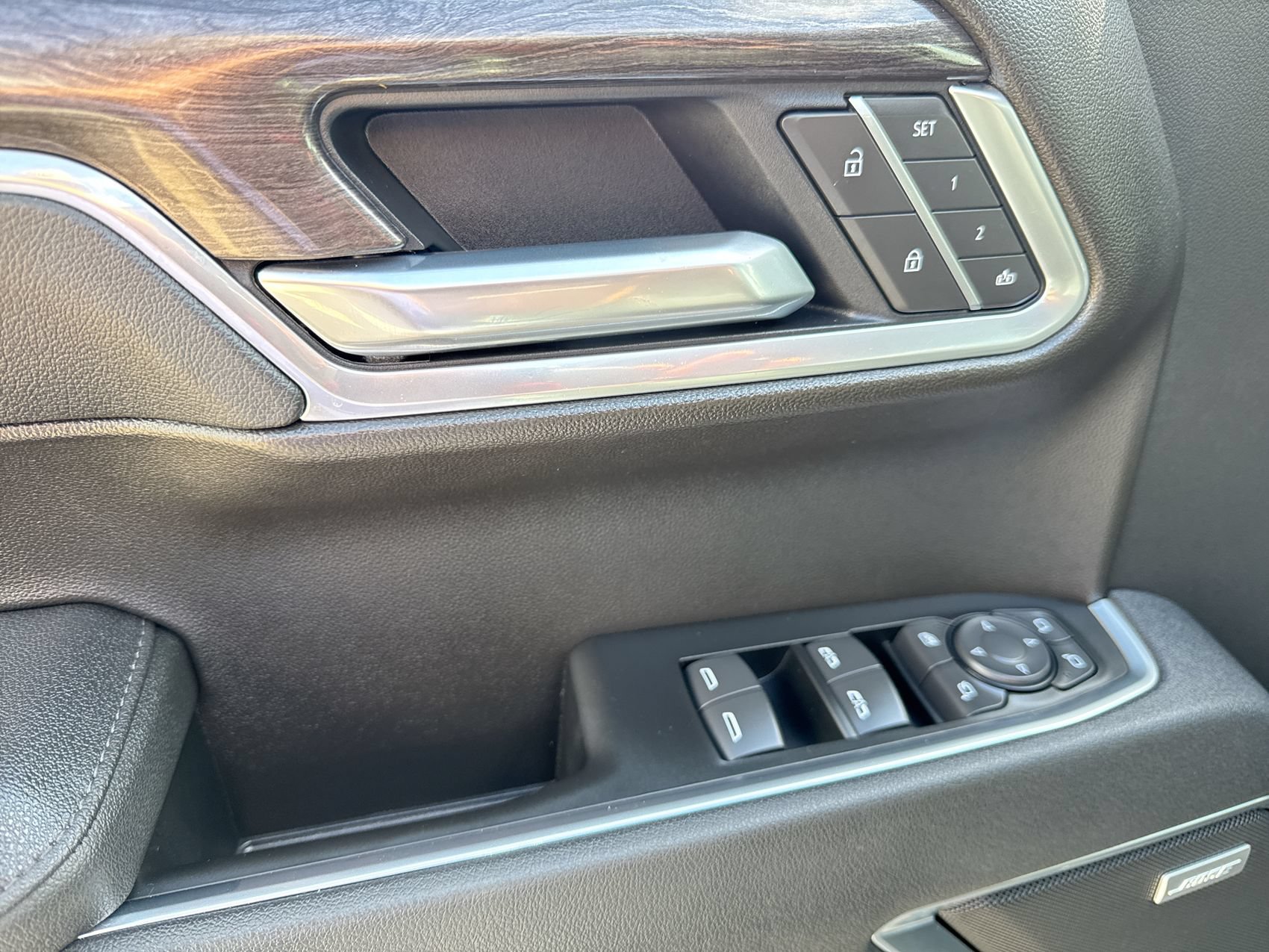 Used 2026 Chevrolet Silverado 1500 LTZ AWD/4WD image 13