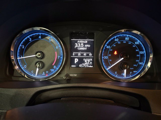 Used 2018 Toyota Corolla LE FWD image 17