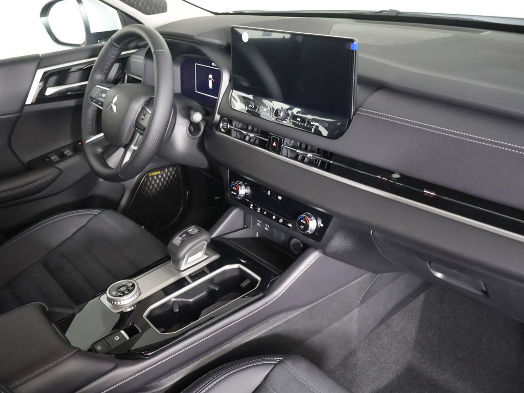 New 2026 Mitsubishi Outlander SE AWD/4WD image 30