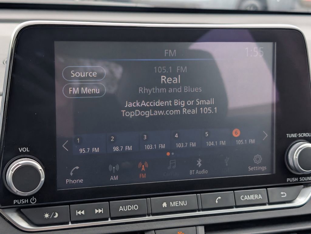 Used 2024 Nissan Altima 2.5 SV image 15