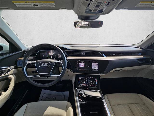 Certified 2024 Audi Q8 e-tron Premium Plus w/ Premium Plus Package AWD/4WD image 18