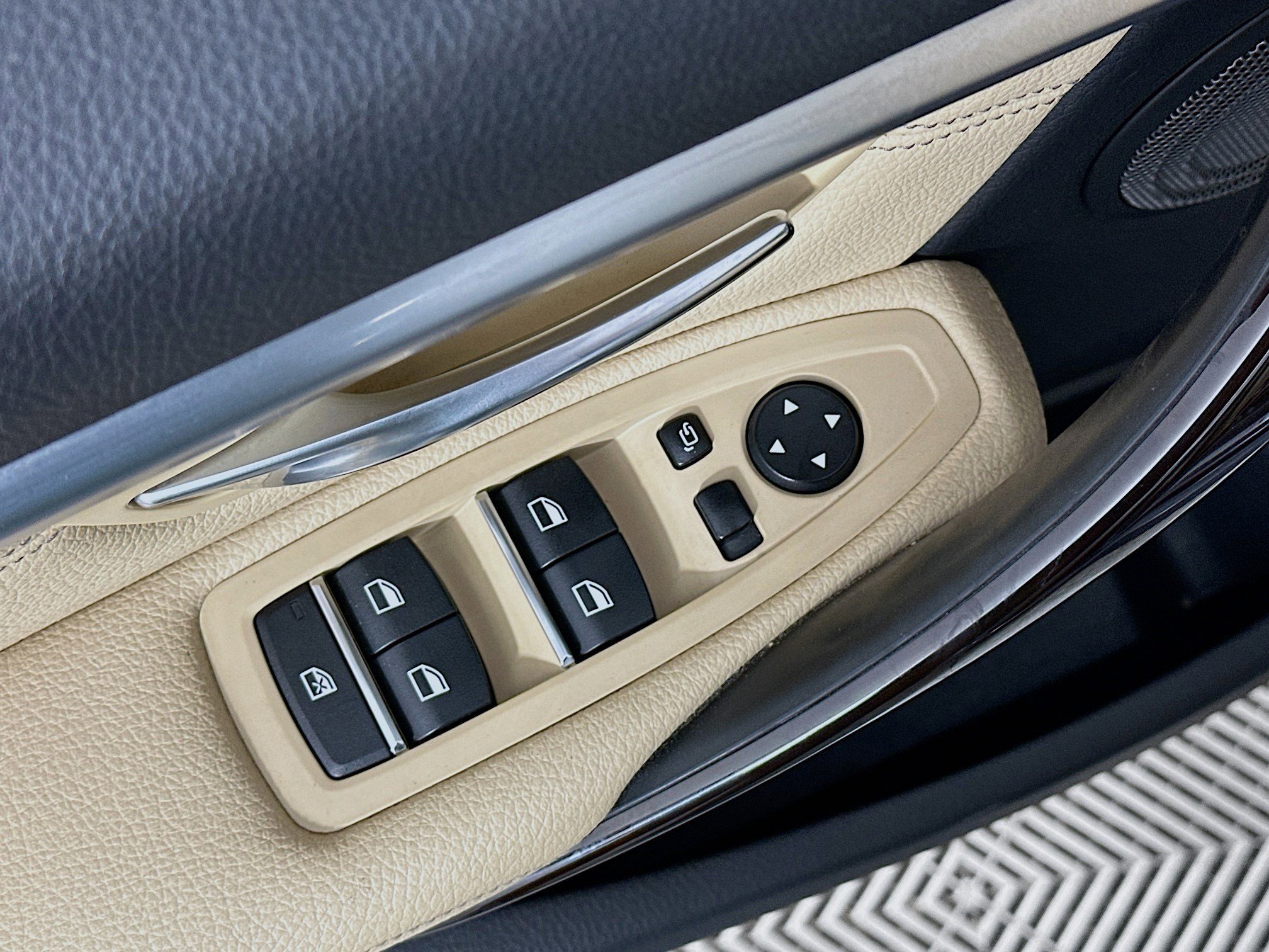 Used 2017 BMW 340i xDrive Sedan image 18