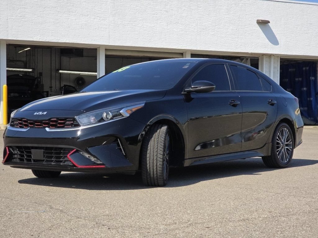 Used 2023 Kia Forte GT-Line w/ GT-Line Technology Package FWD image 17