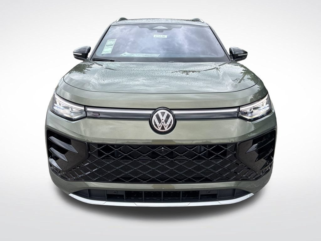 New 2026 Volkswagen Tiguan SEL R-Line AWD/4WD image 8