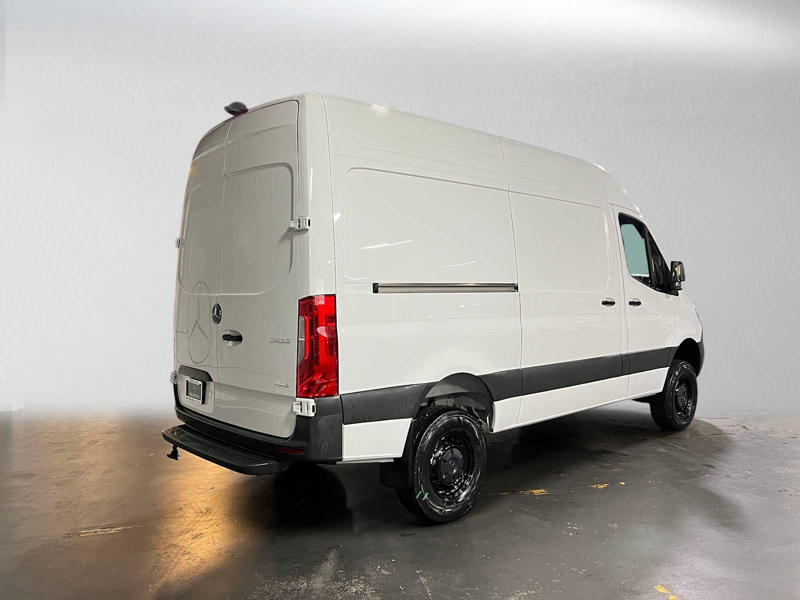 New 2025 Mercedes-Benz Sprinter 2500 image 3
