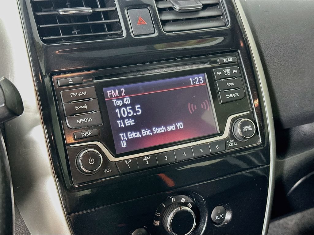 Used 2015 Nissan Versa Note SR w/ SR Convenience Package FWD image 19