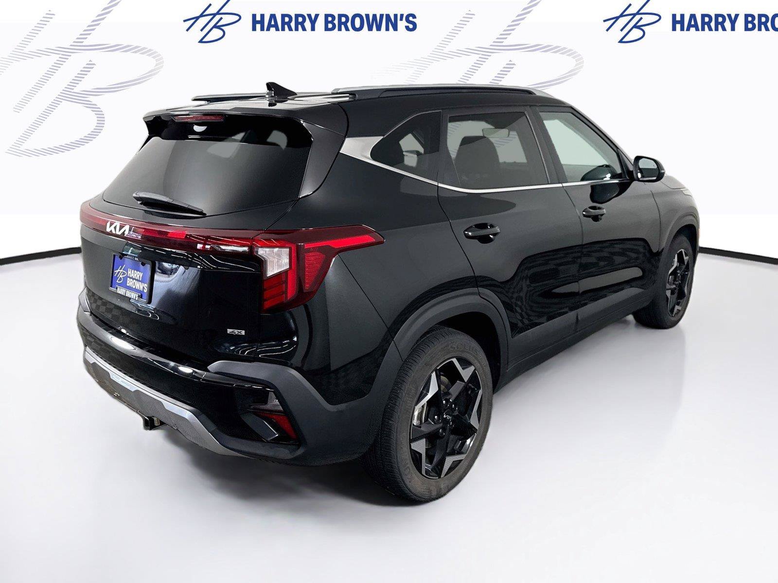 Used 2024 Kia Seltos EX AWD/4WD image 31