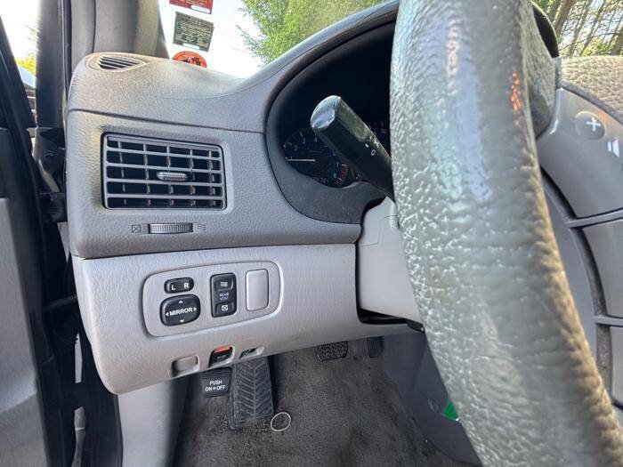 Used 2007 Toyota Sienna CE FWD image 34
